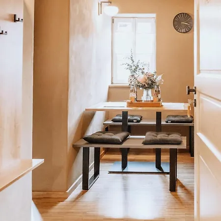 Schmuckers Ferienstube * Michelstadt